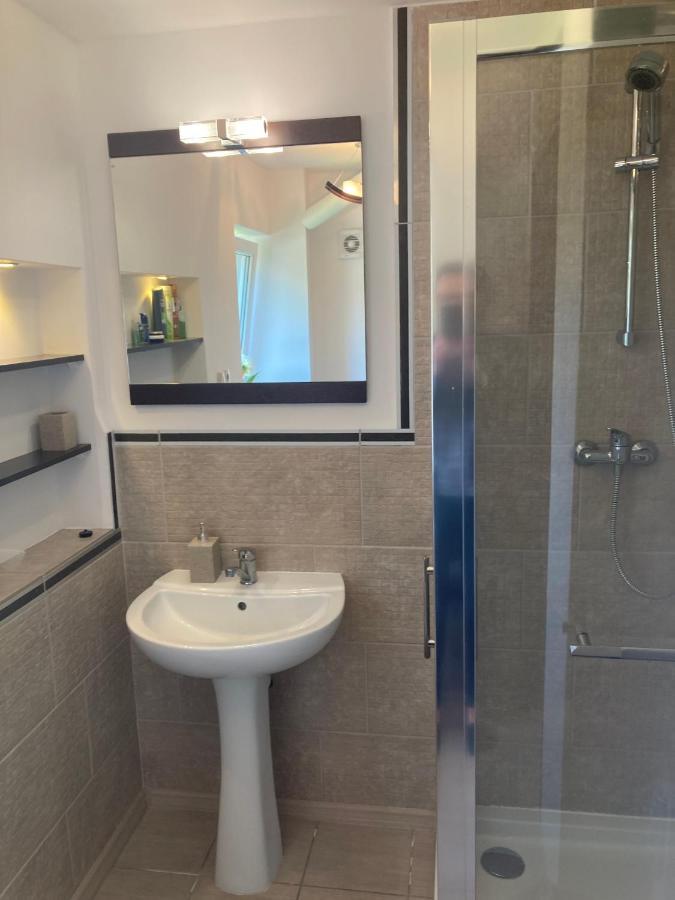 Magnolia Apartment กรูกลานกิ ภายนอก รูปภาพ